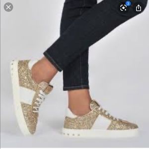 Valentino Fly Crew gold sneakers